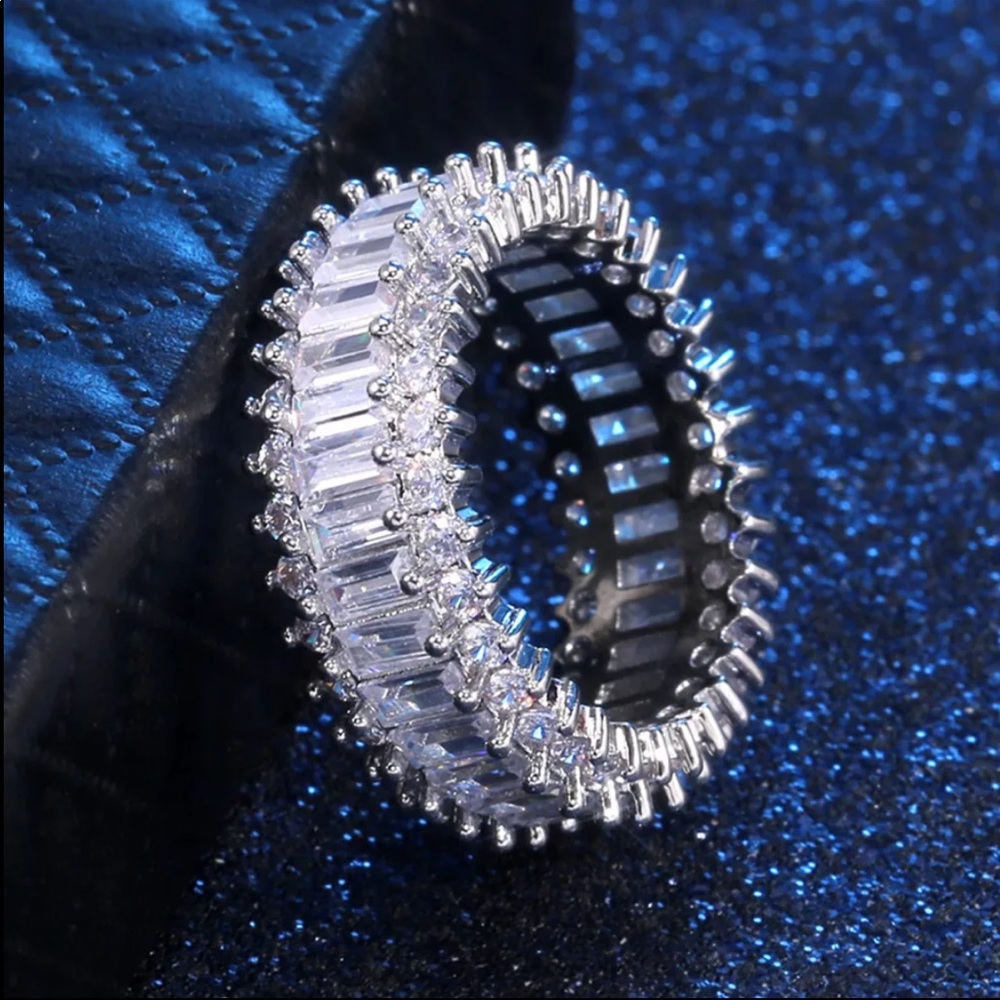 New 925 Silver Beautiful Diamond Bridal Ring - Picture 3 of 8